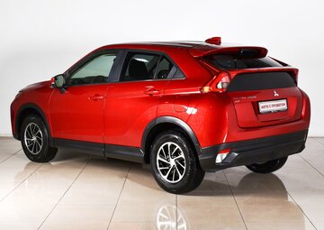 Mitsubishi Eclipse Cross Вид 3